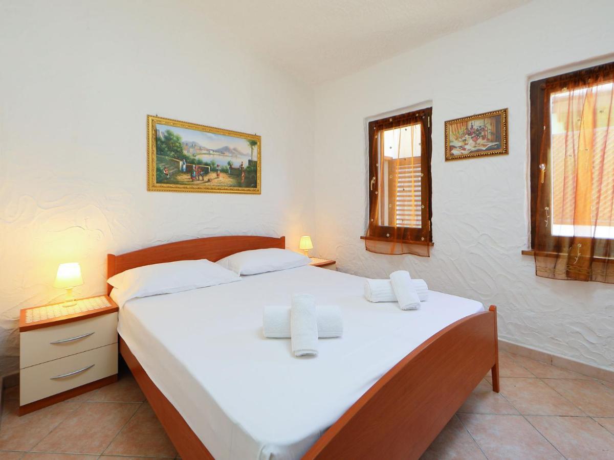 Holiday Home Mirto Marino - Rei410 By Interhome Costa Rei Bagian luar foto